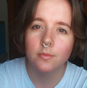 Meet your Posher, Cassandra